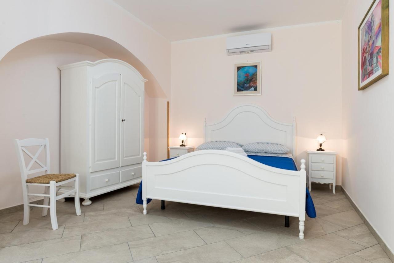 Casa Vacanza Rosy Di Guida Rosy Giungano Экстерьер фото