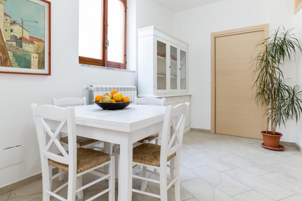 Casa Vacanza Rosy Di Guida Rosy Giungano Экстерьер фото