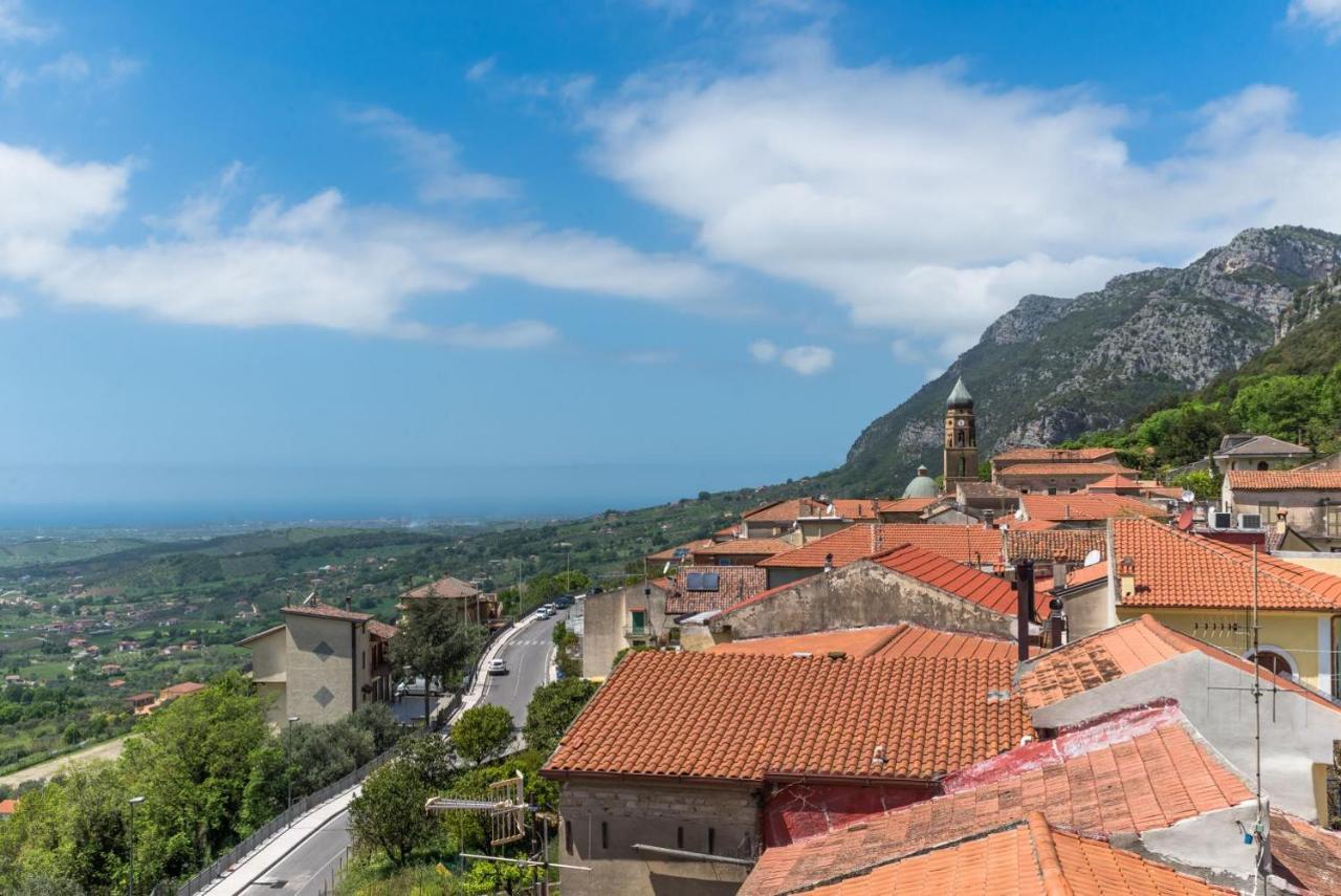 Casa Vacanza Rosy Di Guida Rosy Giungano Экстерьер фото