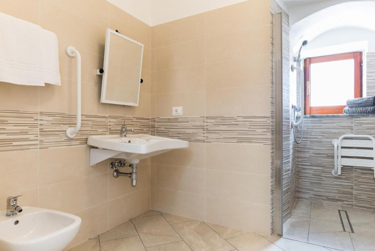 Casa Vacanza Rosy Di Guida Rosy Giungano Экстерьер фото